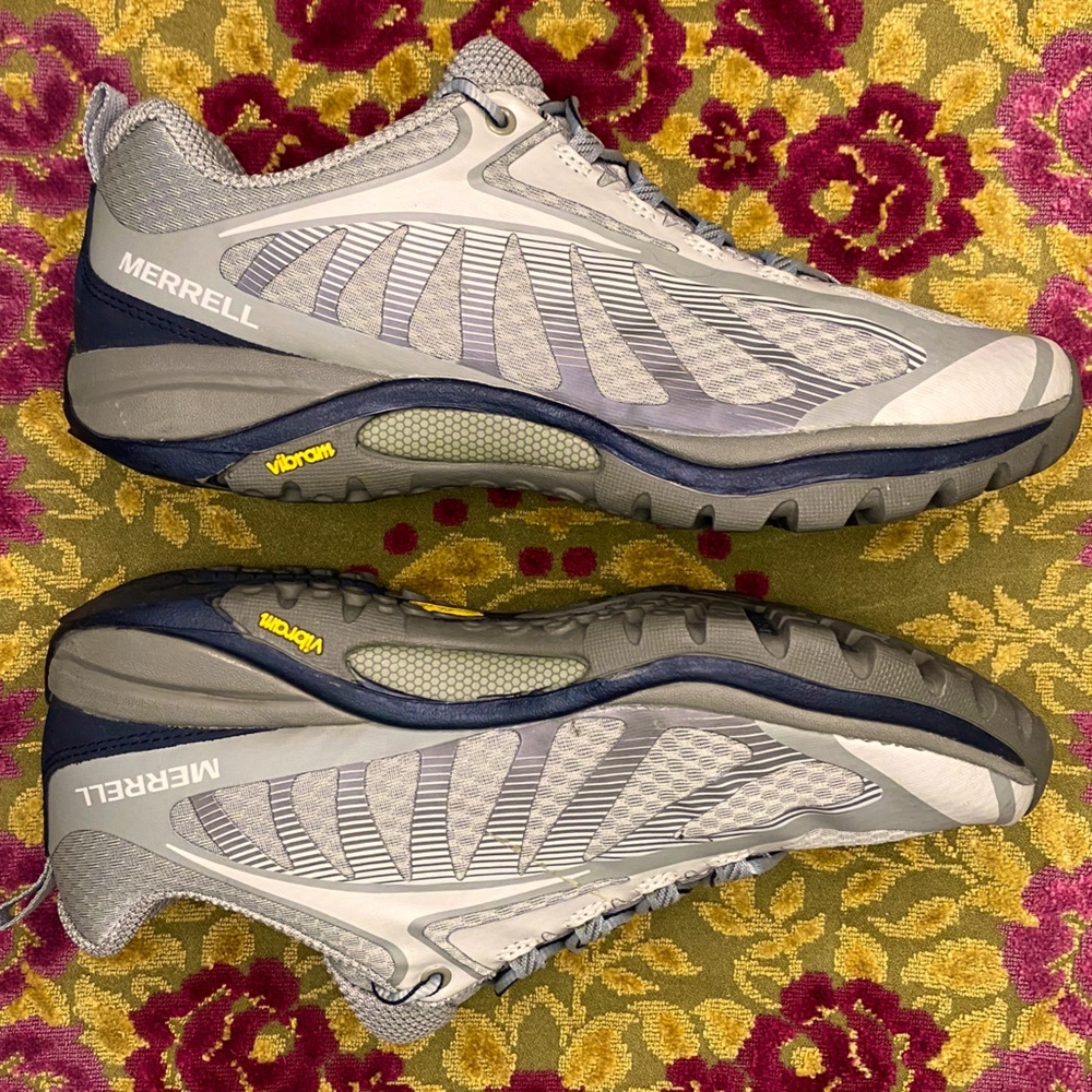 Merrell SIREN EDGE 3 Size 8W Wide J034440W Aluminum Boulder Women’s Hiking Shoe - Picture 1 of 11